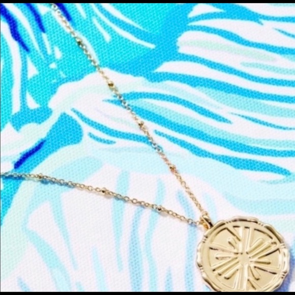 NWT Lilly Pulitzer Charm Necklace